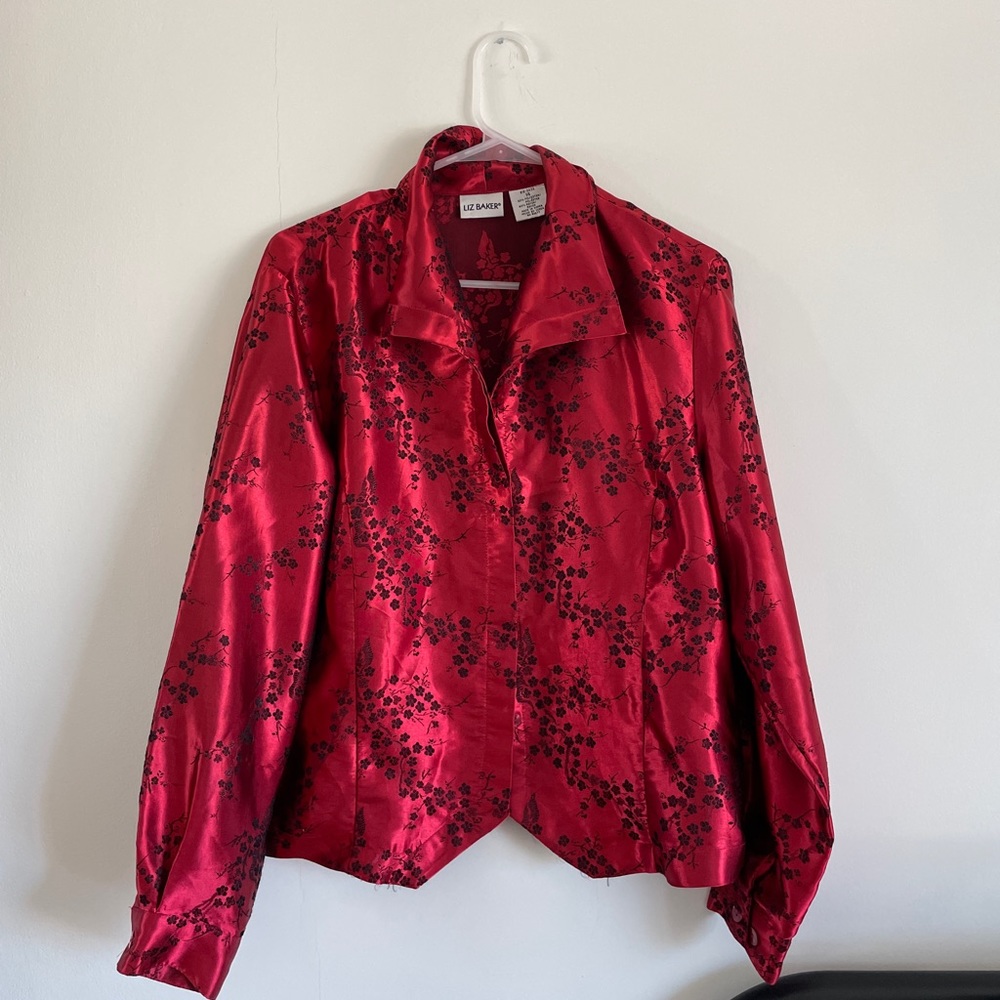 Red Silky/Floral Button-Up
